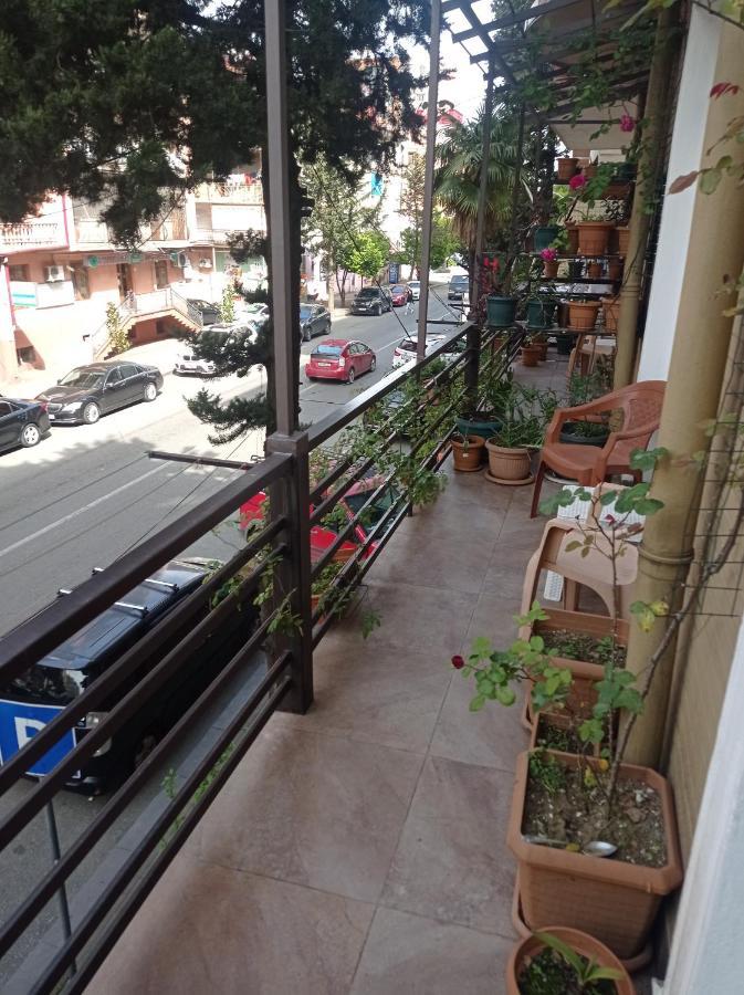 באטומי Guesthouse Melikishvili 57 מראה חיצוני תמונה