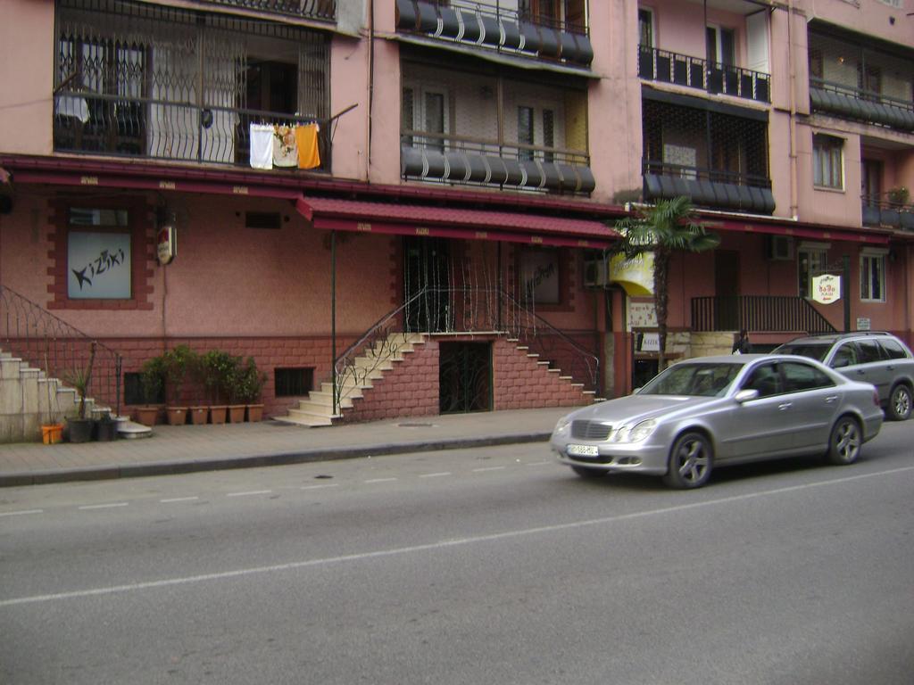 באטומי Guesthouse Melikishvili 57 מראה חיצוני תמונה