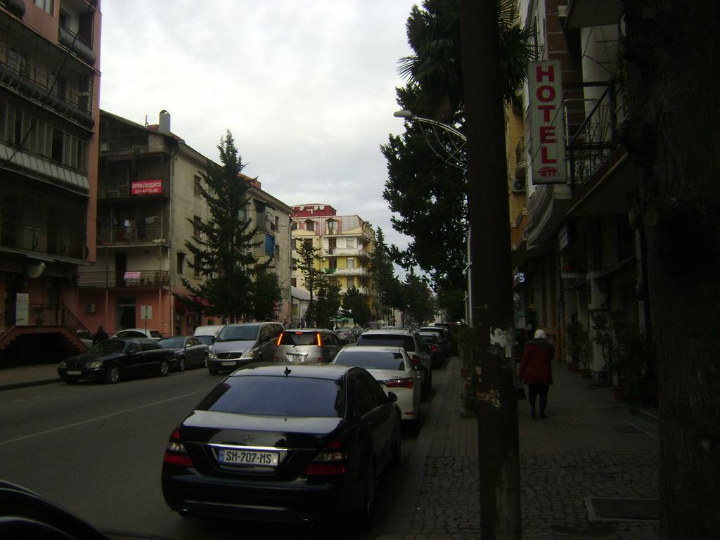 באטומי Guesthouse Melikishvili 57 מראה חיצוני תמונה