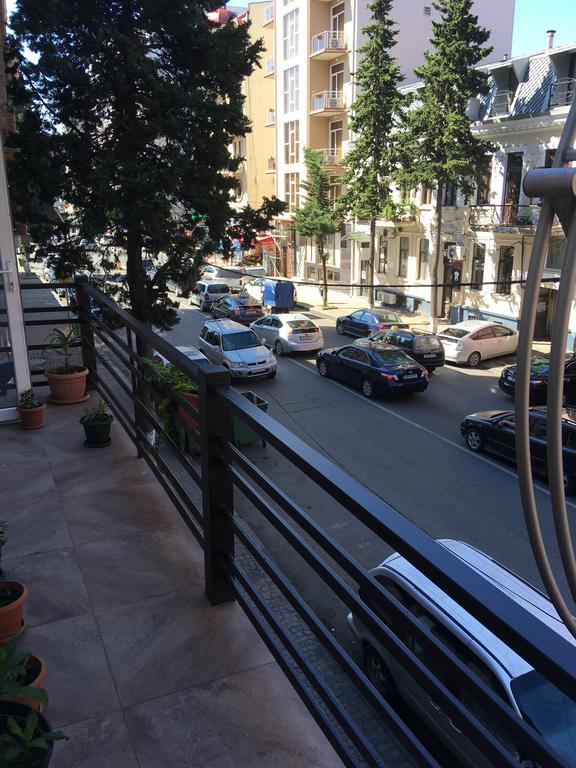 באטומי Guesthouse Melikishvili 57 מראה חיצוני תמונה