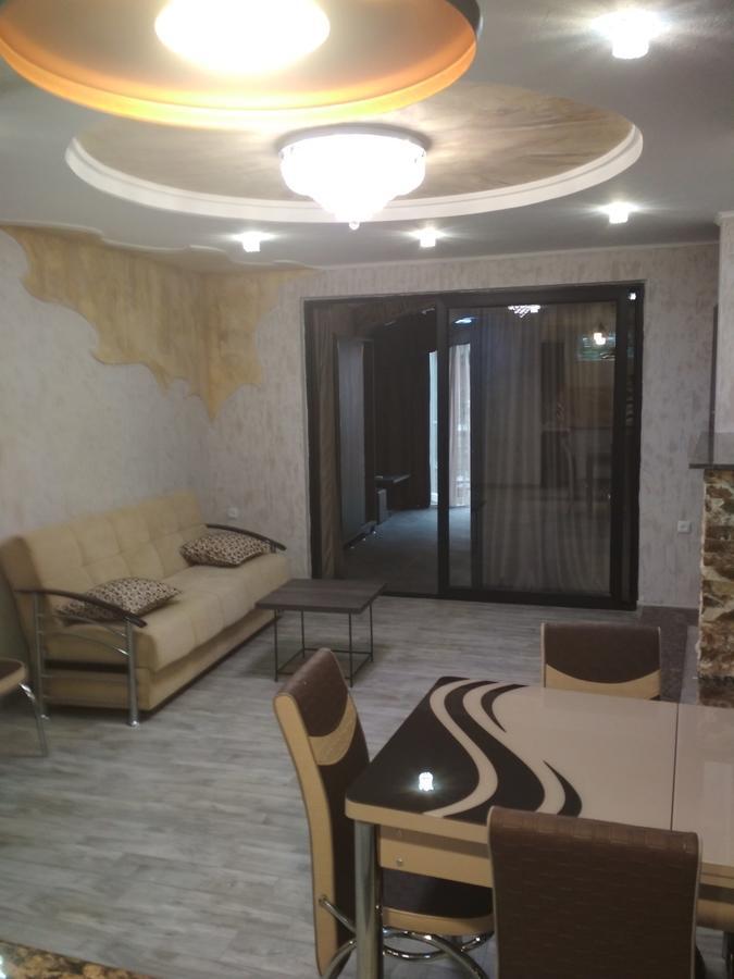 באטומי Guesthouse Melikishvili 57 מראה חיצוני תמונה